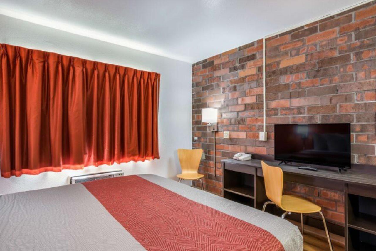 Motel 6-Madison, Wi - East Экстерьер фото