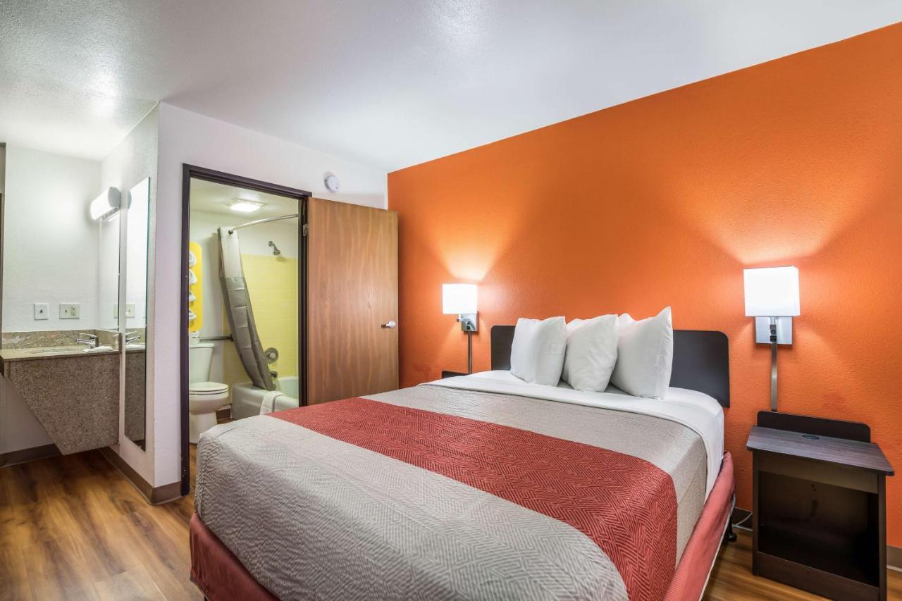 Motel 6-Madison, Wi - East Экстерьер фото